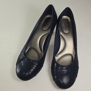 Abella Women Navy Blue Textured Comfort Low Heel Pumps Shoes Size 8